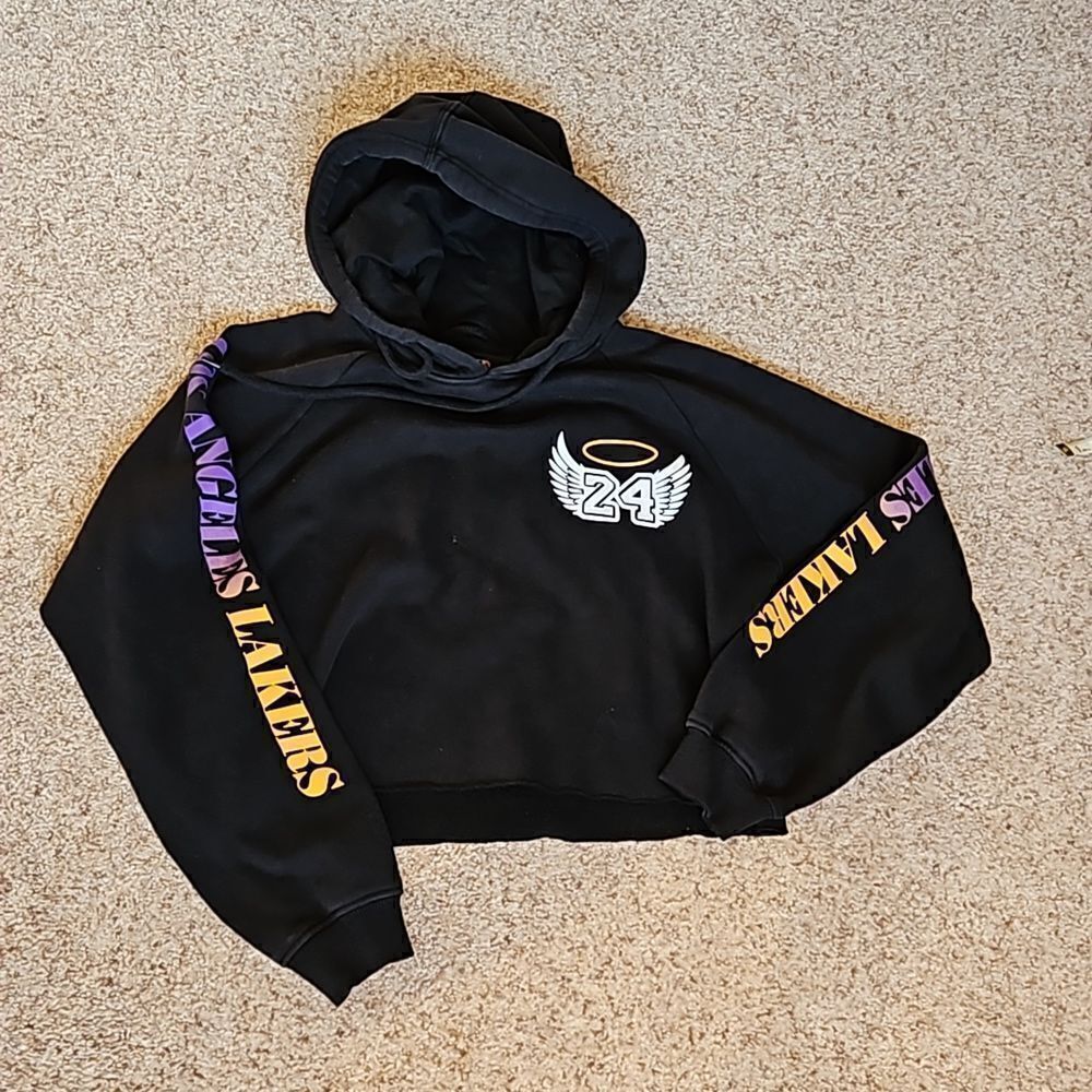 Kobe Bryant Las Angeles Lakers Women's Size Small Crop Hoodie